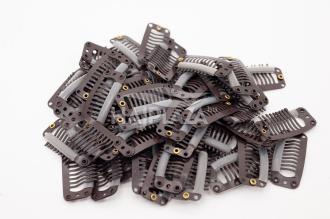 Tresszcsat középbarna színben - 1db